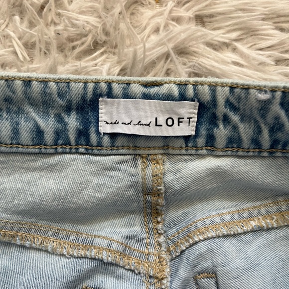 Loft light wash curvy high rise kick crop jeans size 2 or 26 - Picture 5 of 8